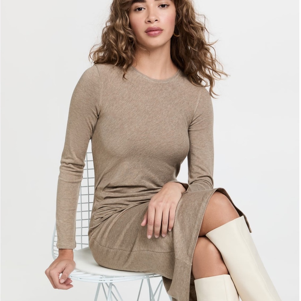 NWT Vince Camuto Gathered Long Sleeve Dress
